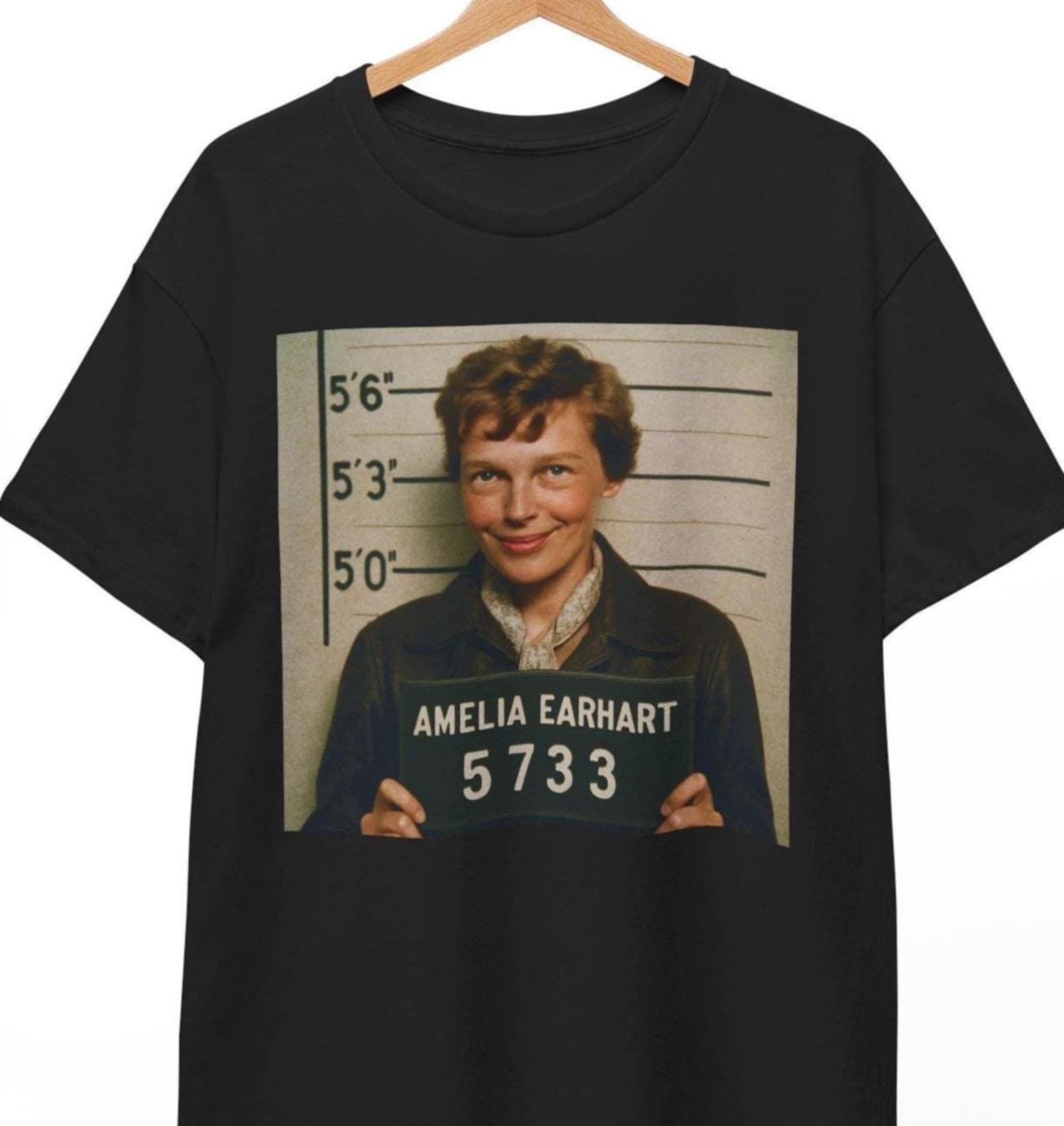 Amelia Earhart Mugshot T-Shirt: Funny Retro Aviation Meme Tee M