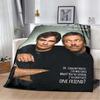 Dr. House Print Soft Flannel Throw Blanket Lightweight Warm SofaCouch Bed Home Decor Cover For Movie Fans