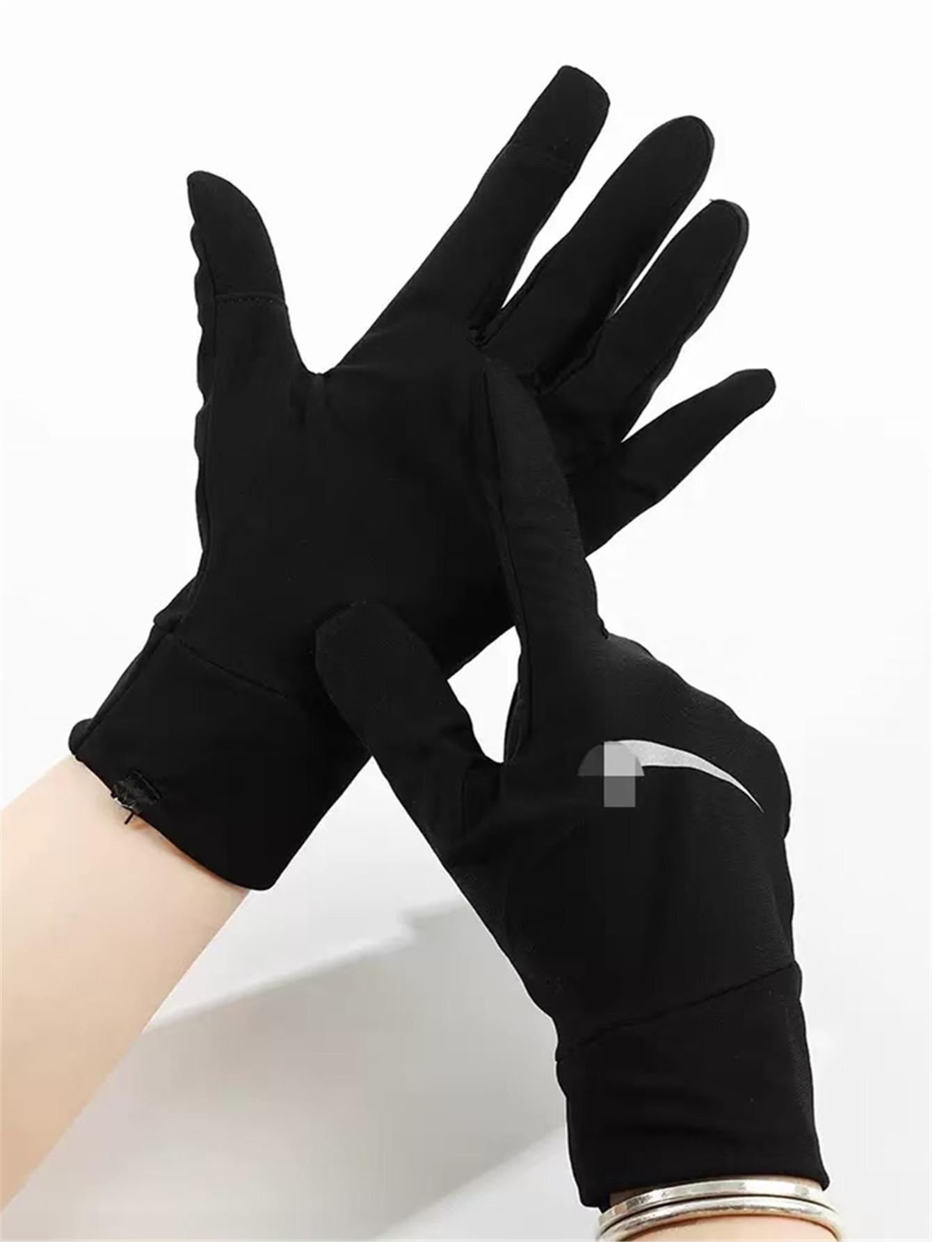 Unisex Touchscreen Winter Gloves for Cycling, Running, and Motorcycling - Warm, Wind & Water Resistant One Size
