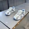 Nouvelles chaussures dad en cuir imprimé brodé semelle épaisse rehaussantes confortables chaussures de sport et de loisirs