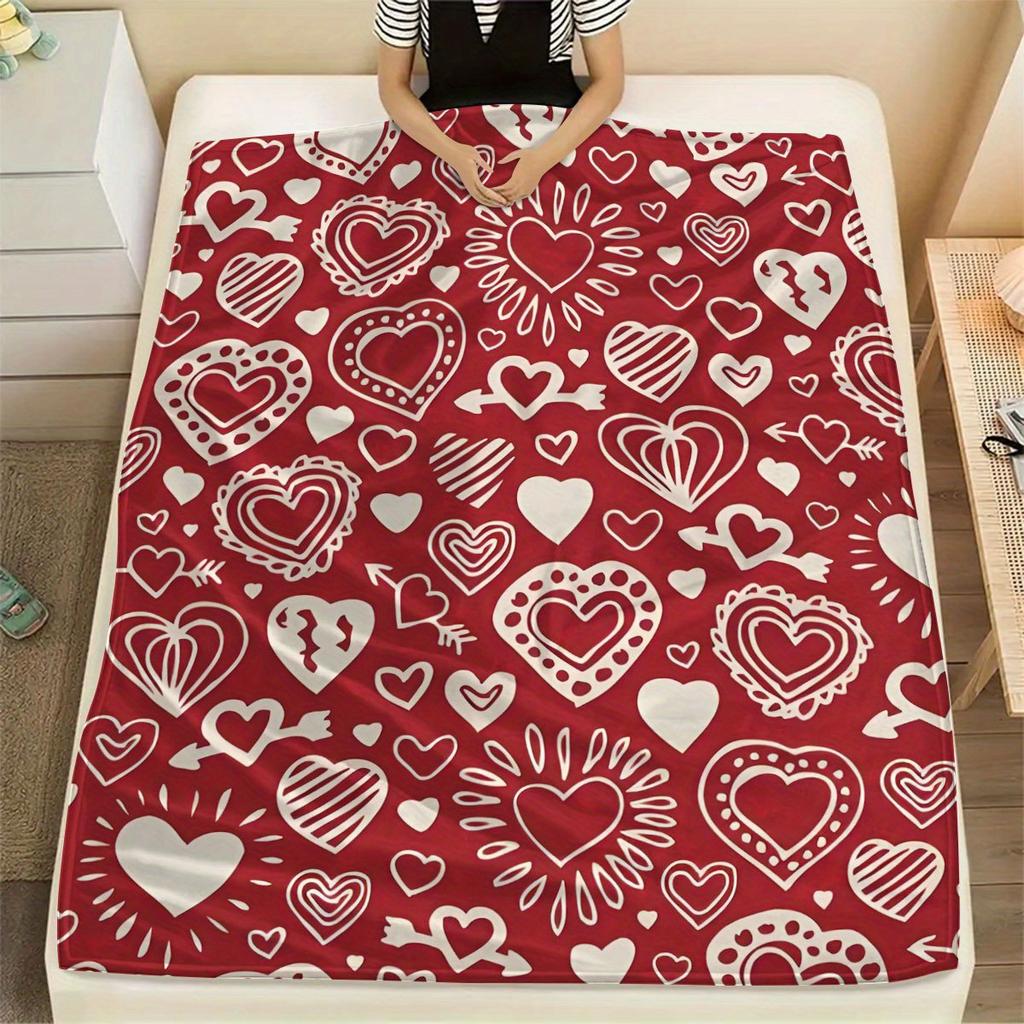 Bright red heart-shaped pattern Flannel printed blanket suitable for all seasons suitable for living room office sofa and travel