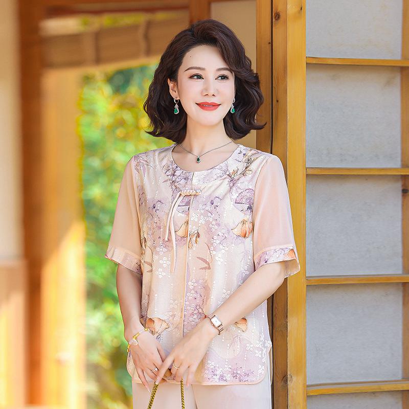 

Summer Casual Jacquard Print Short Sleeve Top for Middle-Aged Women - Loose & Breathable 4XL [135-150 lbs] рожевий