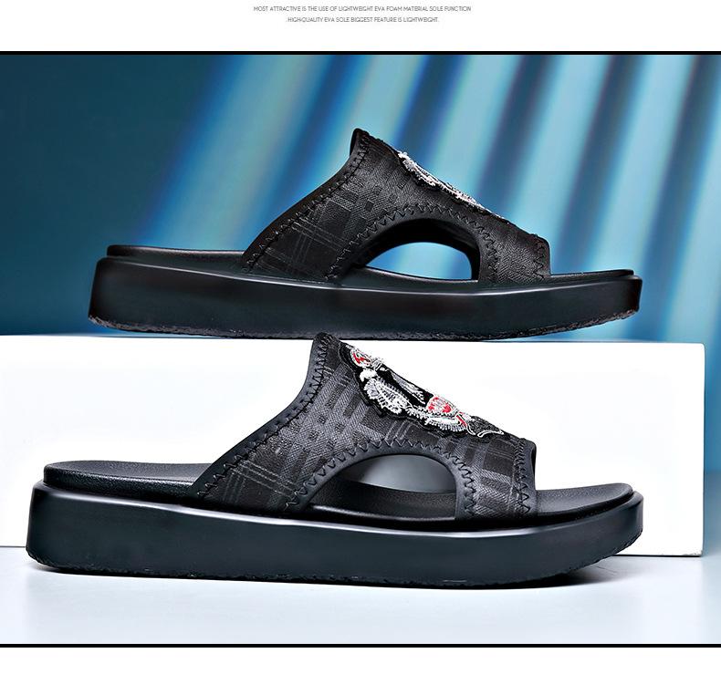 Fashion 2025 Summer New Embroidered Men's Slippers Black  Fashion Casual Beach Shoes Man High Quality Soft Base Light Slippers Male