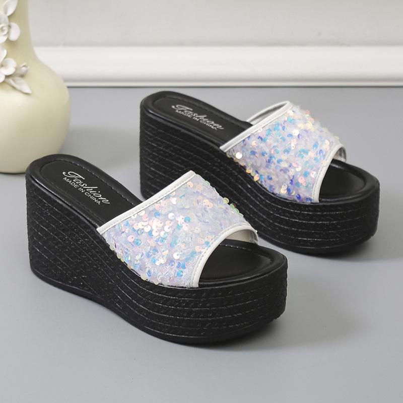 2025 summer fashion outer slippers foreign trade muffin thick bottom large size sequins fish mouth wedge women's one-word slippers