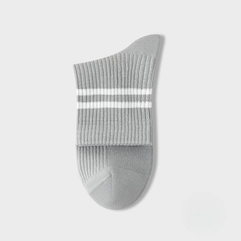 

Female Spring Autumn Fashion New Stripe Movement In Tube Socks 1 pair