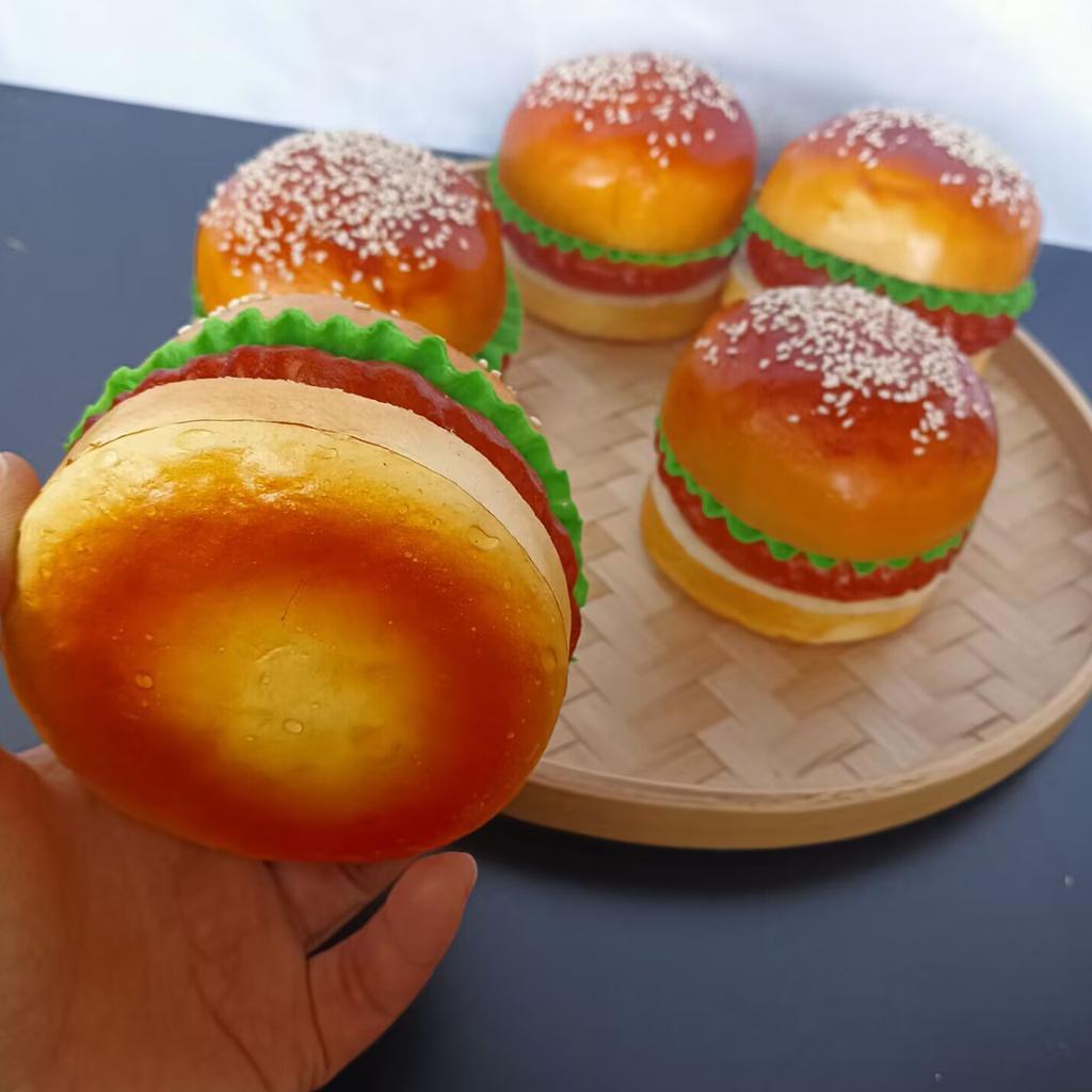 Hamburger Artificiel Réaliste Modèle Burger en PU Simulation Décoration Alimentaire Pour Vitrine Et Décoration de Fête à Domicile