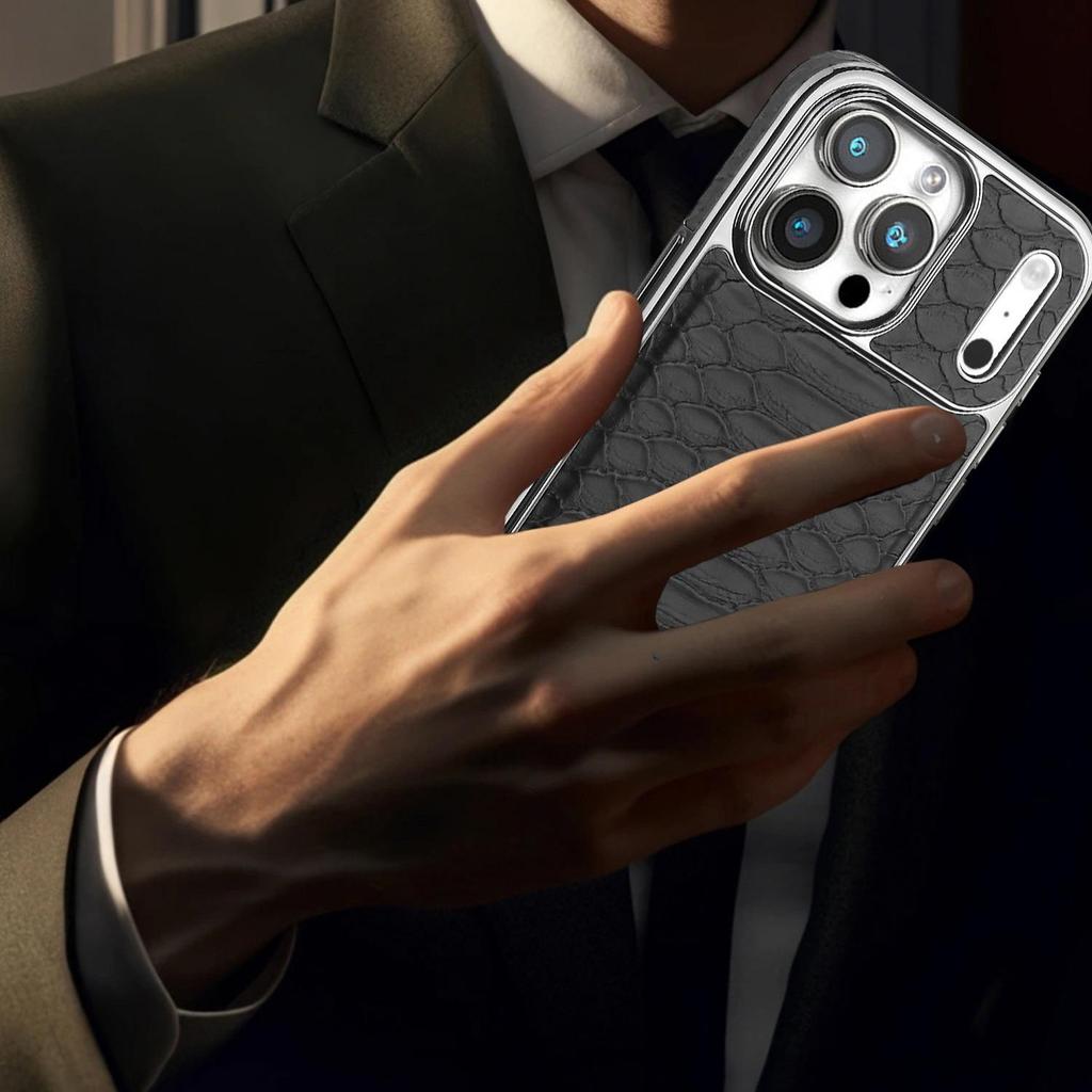 This New Retro Luxurious Phone Case Features a Snake Skin Pattern And Is Compatible with for Iphone 17 Air, for Iphone 17/16 Plus/15 Pro Max.