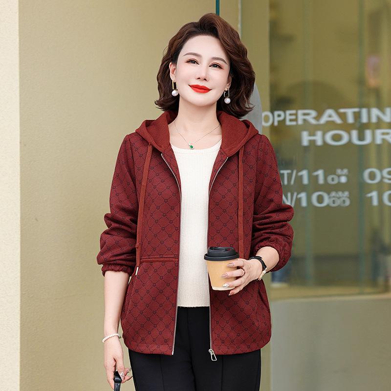 Mom's 2025 Fashionable Windbreaker: Stylish Spring/Autumn Outerwear for Middle-Aged Women in Their 40s and 50s
