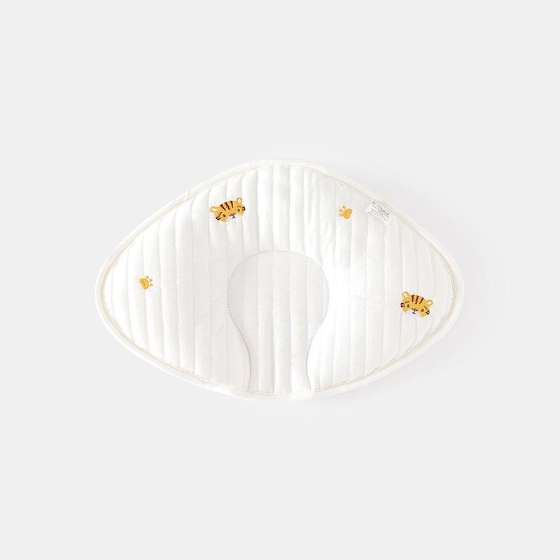 Breathable Newborn Baby Pillow for 0-6 Months - Sweat-Absorbent, Anti-Flat Head Design for All Seasons