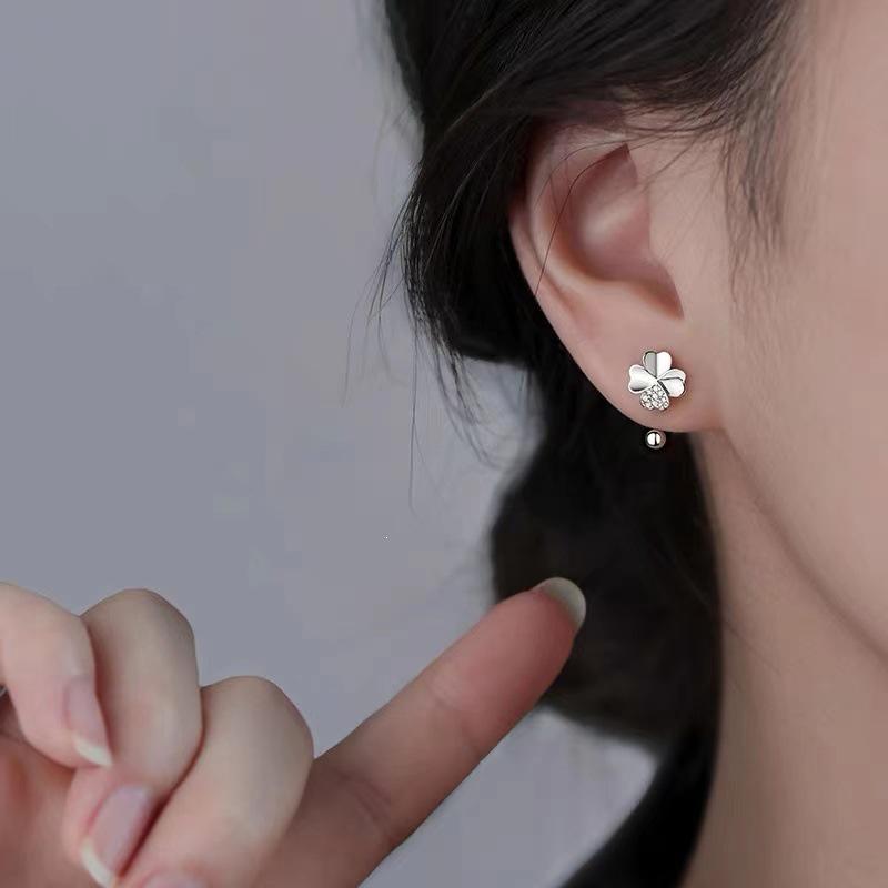 925 Sterling Silver Four-Leaf Clover Stud Earrings 2024 - Sleep-Friendly Ear Jewelry for Women.