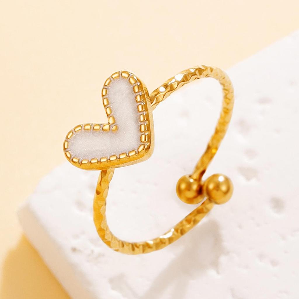 Live Broadcast Style Heart-Shaped Stainless Steel Ring for Women - Cute and Sweet Drip Oil Design