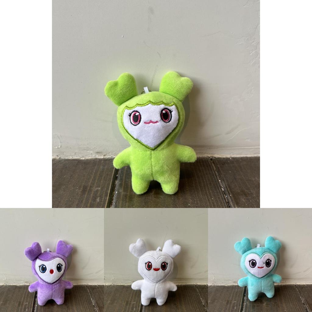 Adorable 3.9" Superstar Twice Momo Plush Toy Keychain Bag Pendant