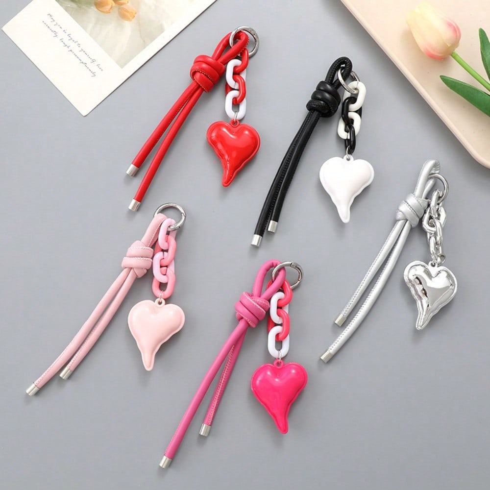 New Leather Rope Love Keychain Pendant Fashionable Versatile DIY Handwoven Rope Bag Pendant Accessories Women