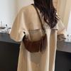 Crescent Bag PU Leather Zipper Shoulder Bag for Women with Inner Pocket Handbag Solid Croissant Bag for Work Travel