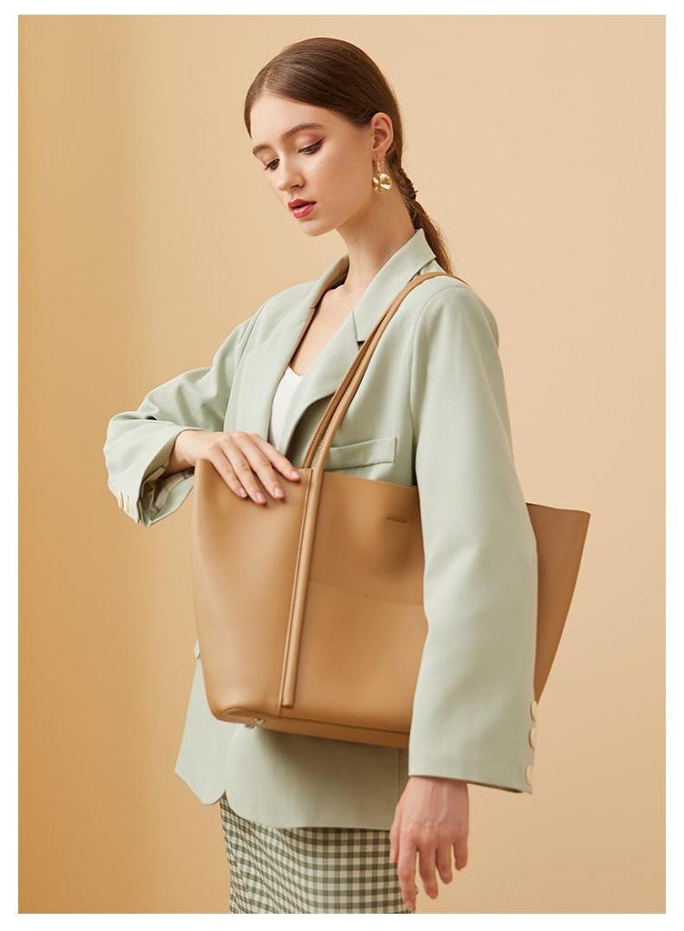 2026 New Genuine Leather Women's Bag Business Tote Bag Summer Handbag Cowhide Bag Commuter Shoulder Bag Women's Large Capacity