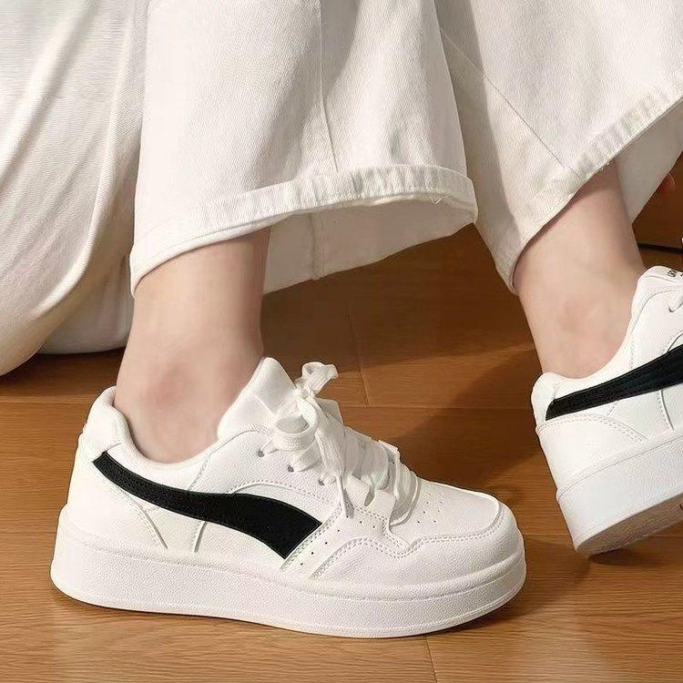 Thick-soled Breathable Little White Shoes Women's 2025 Autumn New Versatile Student Ins Tide Campus Style Casual Sports Shoes