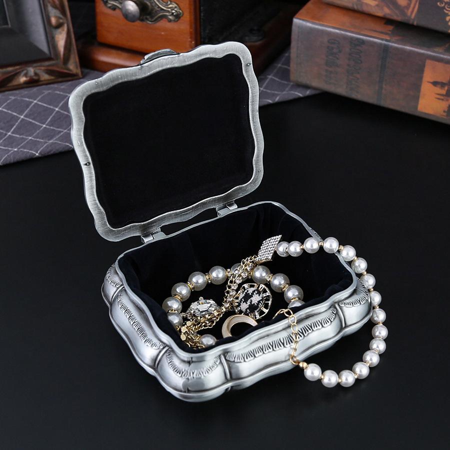 Metalen creatieve Europese retro vierkante juwelendoos high-end kleine oorstekers armband opbergdoos verpakkingdoos