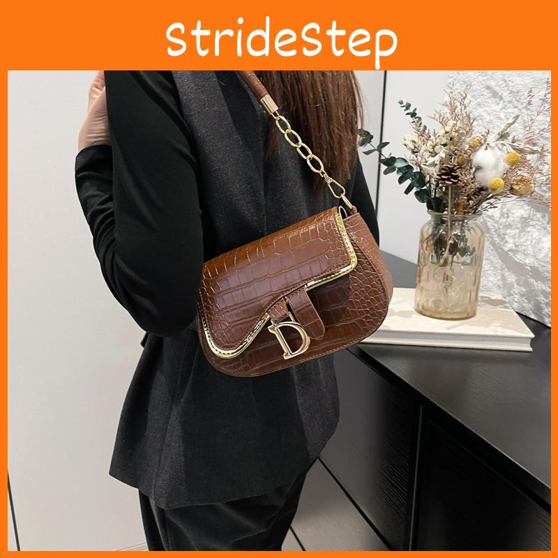 Elegant Shoulder Designer Bag For Women Modern Chain Detail Versatile Handbag Small