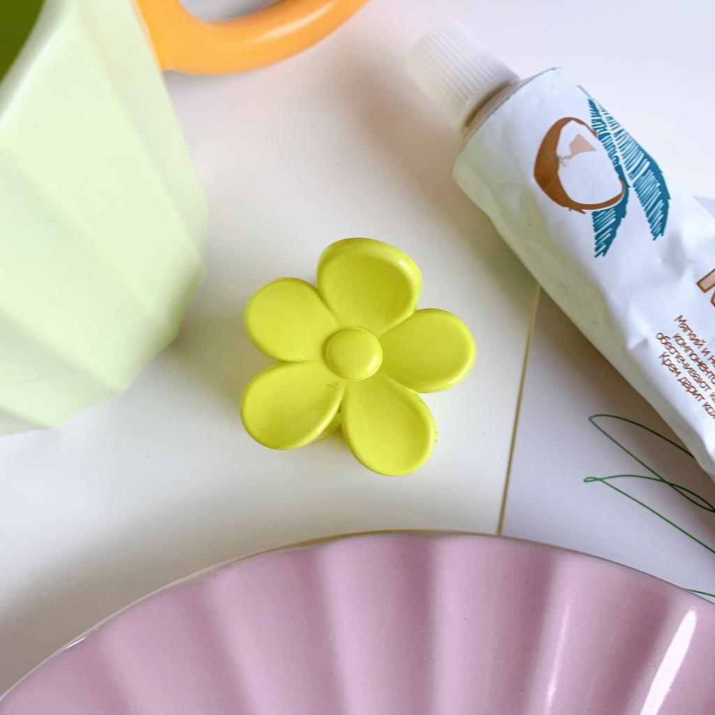 Korean Women Claw Clip Elegant Solid Color Flower Shape Matte Hair Clips Girls Hair Claws Hair Accessories Hair Barrettes New