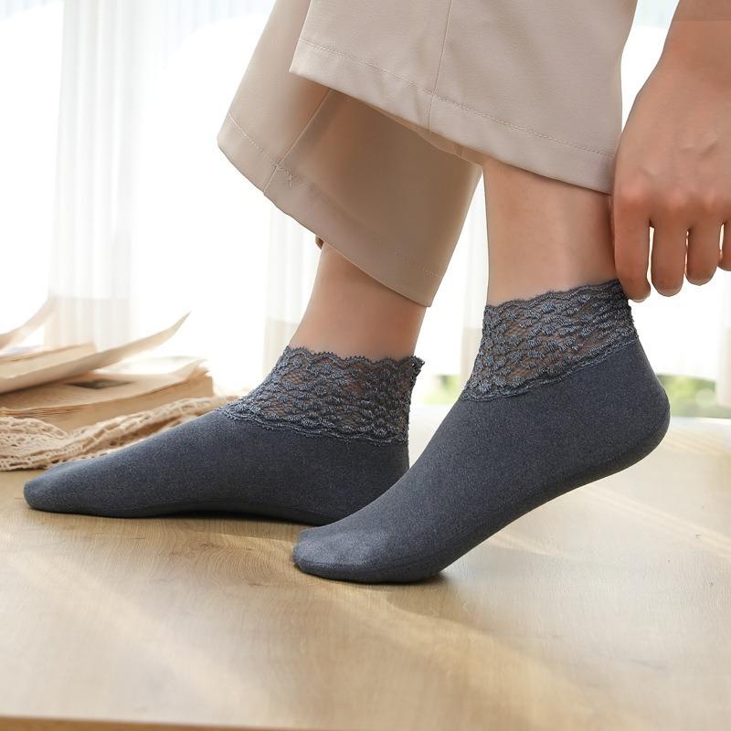 Women Ankle Socks Super Soft Lace Trim Non-Slip Highly Elastic Stretchy Thicken Thermal Harajuku Women Floor Socks