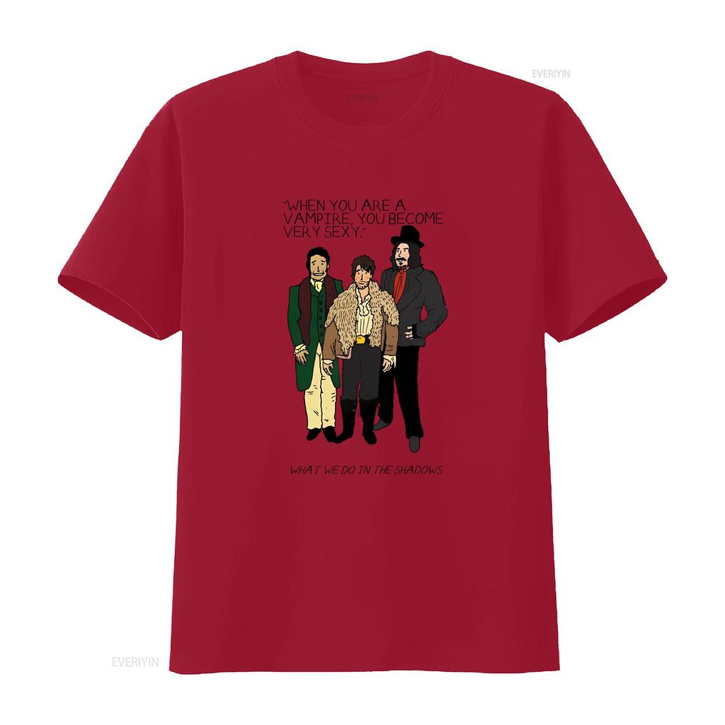Camiseta Lo Que Hacemos En Las Sombras Regalo Para Fans Moda Unisex Vintage Top Gráfico Versátil Para Uso Diario Suave