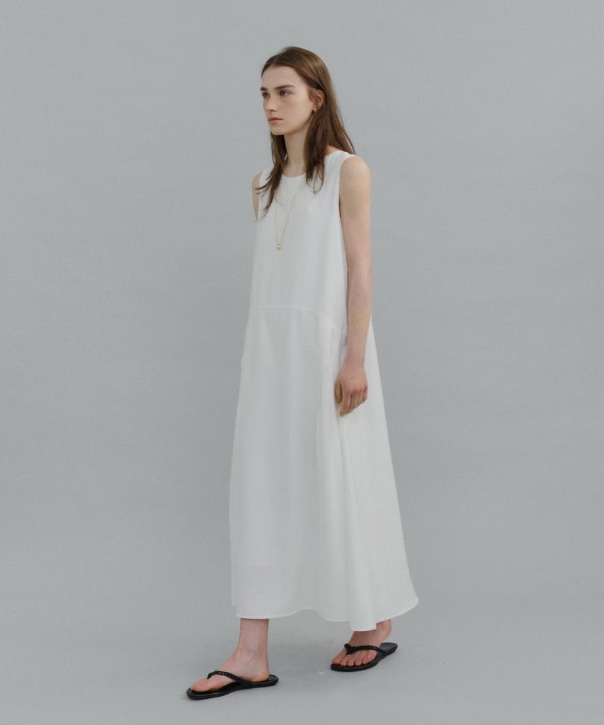 Yulago Anne Sleeveless Long Dress