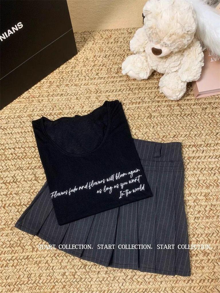 Damen Off-Shoulder Langarm T-Shirt mit Buchstabenaufdruck - Schlankmachend, Vielseitig, Sonnenschutz-Top