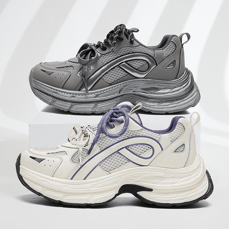 Strictly selected 2025 platform shoes women's shoes are versatile in summer, and the soft soles of new women's shoes are not tiring.