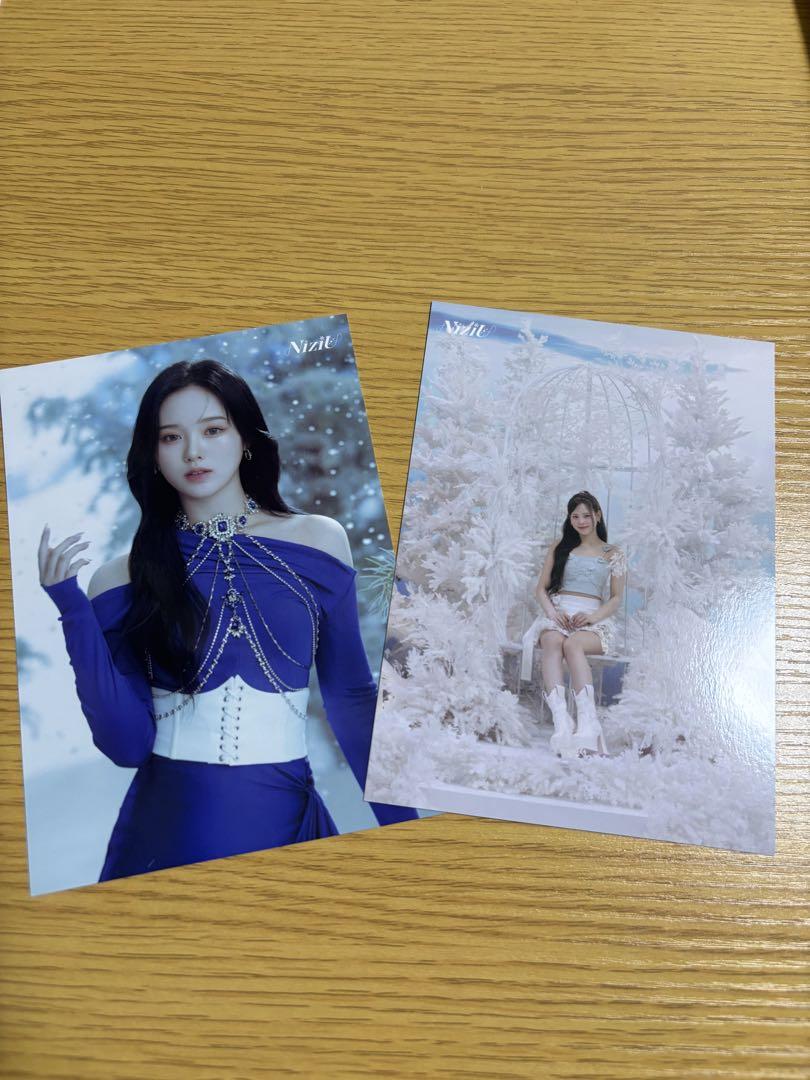 

[USED] NiziU Photocard Sticker Carabiner