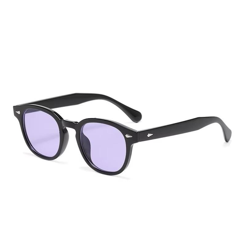 New Retro Sunglasses, Suitable For Both Men And Women, With Classic Rivet Decoration.2888