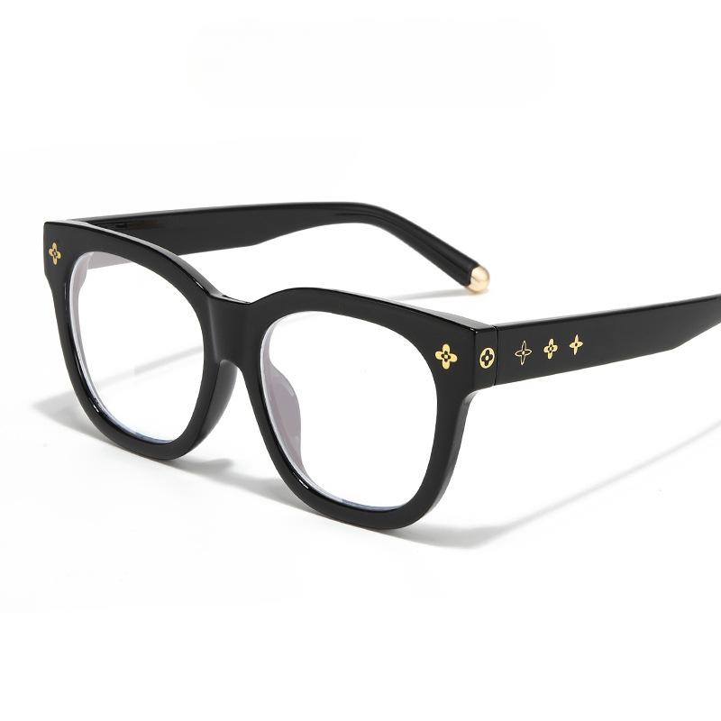 Neue Sonnenbrillen mit großem Rahmen von Online-Prominenten, moderne Outdoor-Sonnenbrillen, schlichte rote Live-Sonnenbrillen.