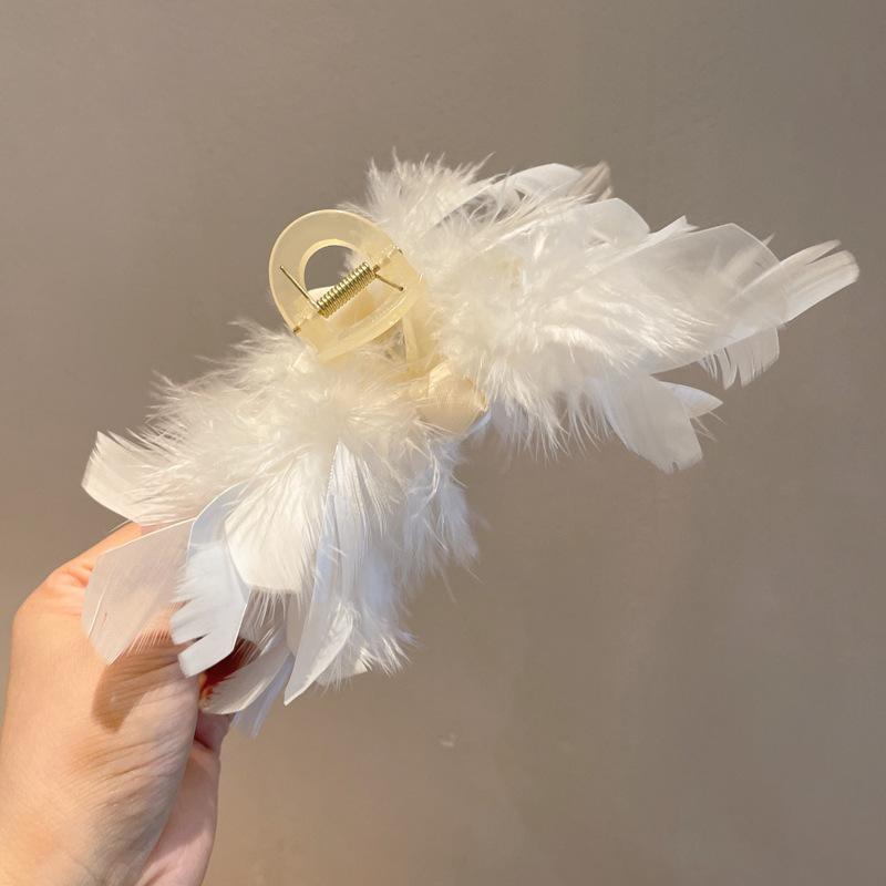Temperament Feather Ostrich Feather Large Catching Clip Back of Head Hairy Shark Clip Hairy Hairpin Female