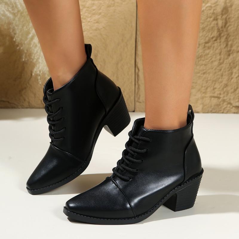 British Style Lace-up Mid-heel Boots 2025 Winter New Thick-heeled Large Size Pointed Martin Boots for Women