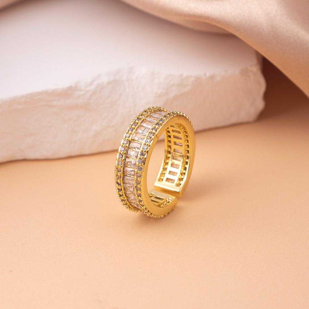 Women's Classic Adjustable Zirconia Paved Ring - Elegant, Versatile, and Luxurious