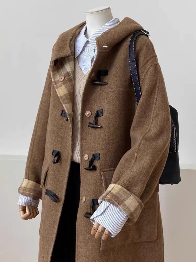 

Винтажное университетское осенне-зимнее клетчатое двустороннее шерстяное пальто для женщин, премиальное, с роговой пуговицей, свободное шерстяное пальто с капюшоном для женщин M 125-77.5kg темно-коричневого