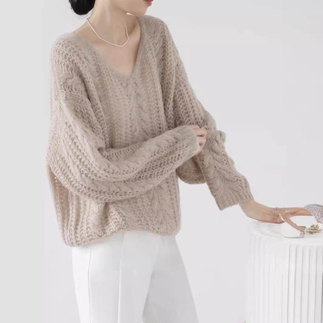 

QICED Французский мягкий восковой нежный ветровой свитер женский весенний трикотаж V-образный вырез ажурный трикотаж ленивый ветер свободный топ прилив Uniform size