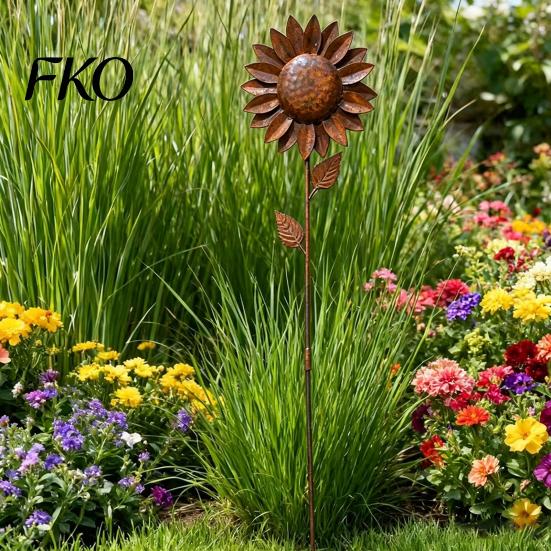 Rustic Metal Garden Stakes Sunflower Stake, Retro Rusty Flower Sculpture, Artistic Decor Ornament for Outdoor Yard Patio Lawn Decoration Decorative