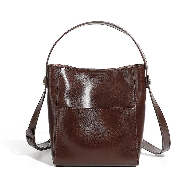 Retro Style Genuine Leather Small Water Cup Bag 2025 New Style Genuine Leather Small Crowd Insert Handbag Single Shoulder  Bag Female
