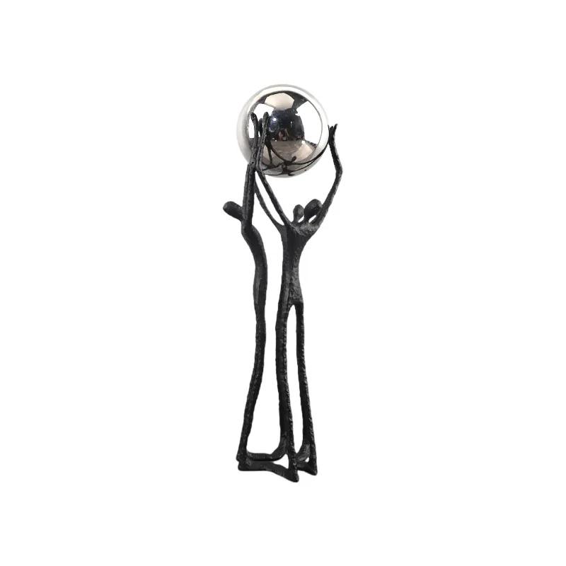 Creative Black Cast Iron Figure Sculpture, Holding a Silver Ball, Desktop Decoration Ornaments, Metal Crafts, Home Decoration