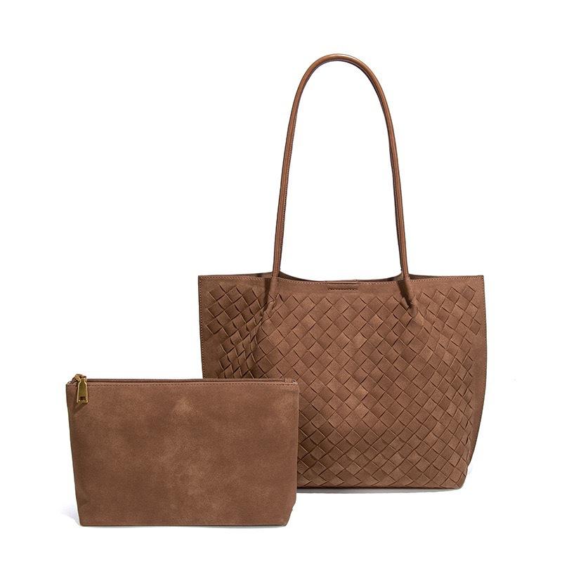 New cross-border hand-woven bag with large capacity, fashionable underarm bag, autumn and winter frosted vintage shoulder underarm bag