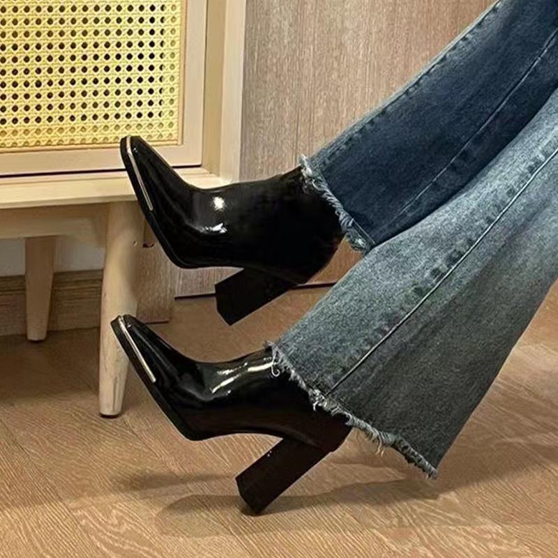 

Женские кожаные ботильоны на высоком каблуке, сексуальные массивные элегантные туфли, женские трендовые зимние ботинки челси 2025 года, модные новые зимние женские ботинки 39 чёрный