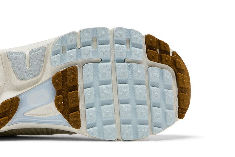 Nike Zoom Vomero 5 Sail Buff Gold (Women's) Sneakers