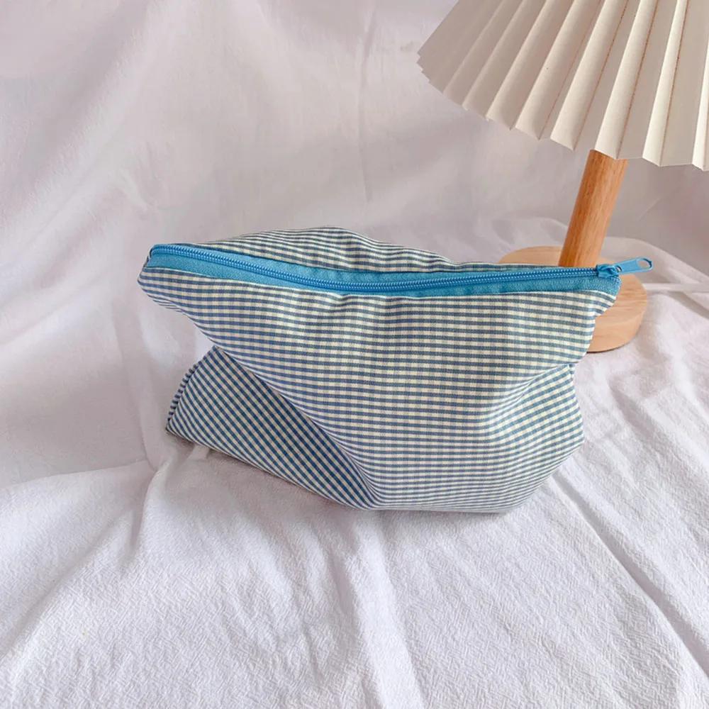 Women Plaid Makeup Bag Large Capacity Cotton Zipper Pouch Purse Travel Clutch Makeup Bag Cosmetic Zipper Bag for Ladies
