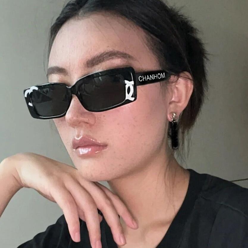 High Quality Printed letters small frame square sunglasses new retro sunglasses ladies Korean trend sunglasses fashion wear street shooting