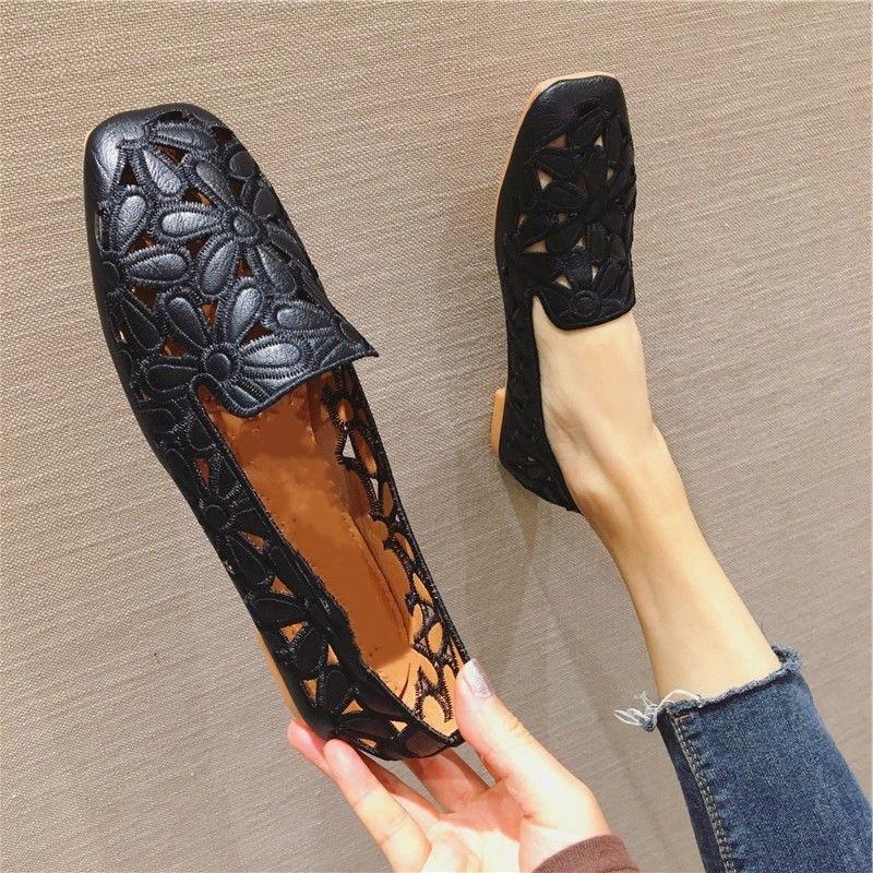 Hollow hole single shoes women's flat bottom fat wide fat feet mother shoes loafers large size ladyshoes Doudou shoes