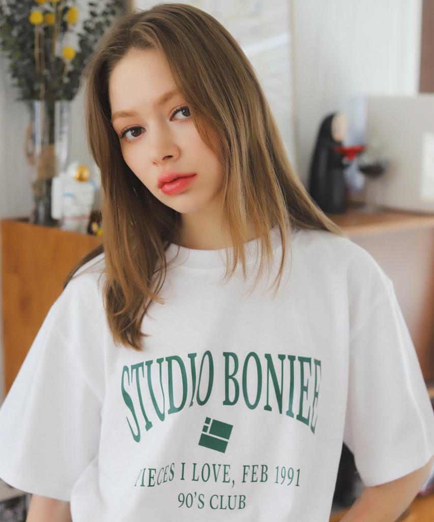 BONIEE Arch Retro Typo Graphic Loose T-Shirt White