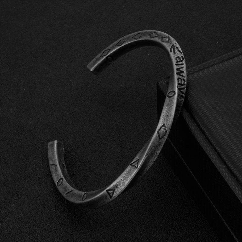 Korean Hip Hop Open Titanium Bracelet: Personalized Student Jewelry for Men