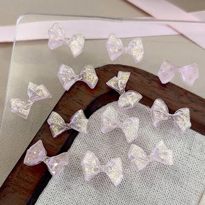Nail art – Strass e decorazioni per unghie