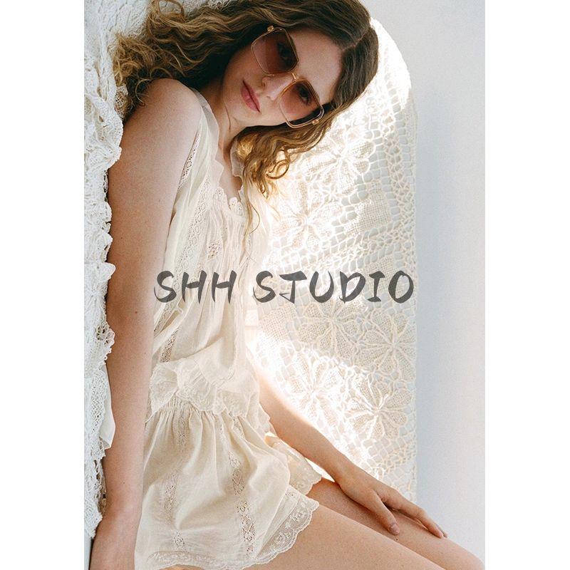 Embroider Elastic Straight Collar Sling Tops 0881048 Embroider Fashion Comfort and Casual Shorts 0881403