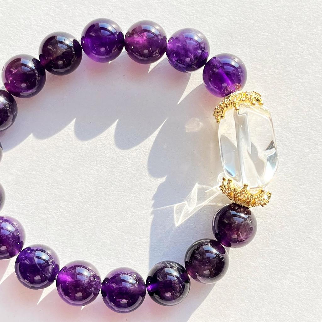 10Mm Mystery Grape Purple Natural Amethyst White Crystal Design Bracelet Bracelet